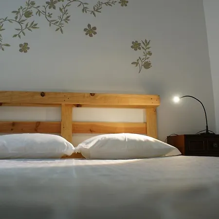 Hostal Be My Guest *